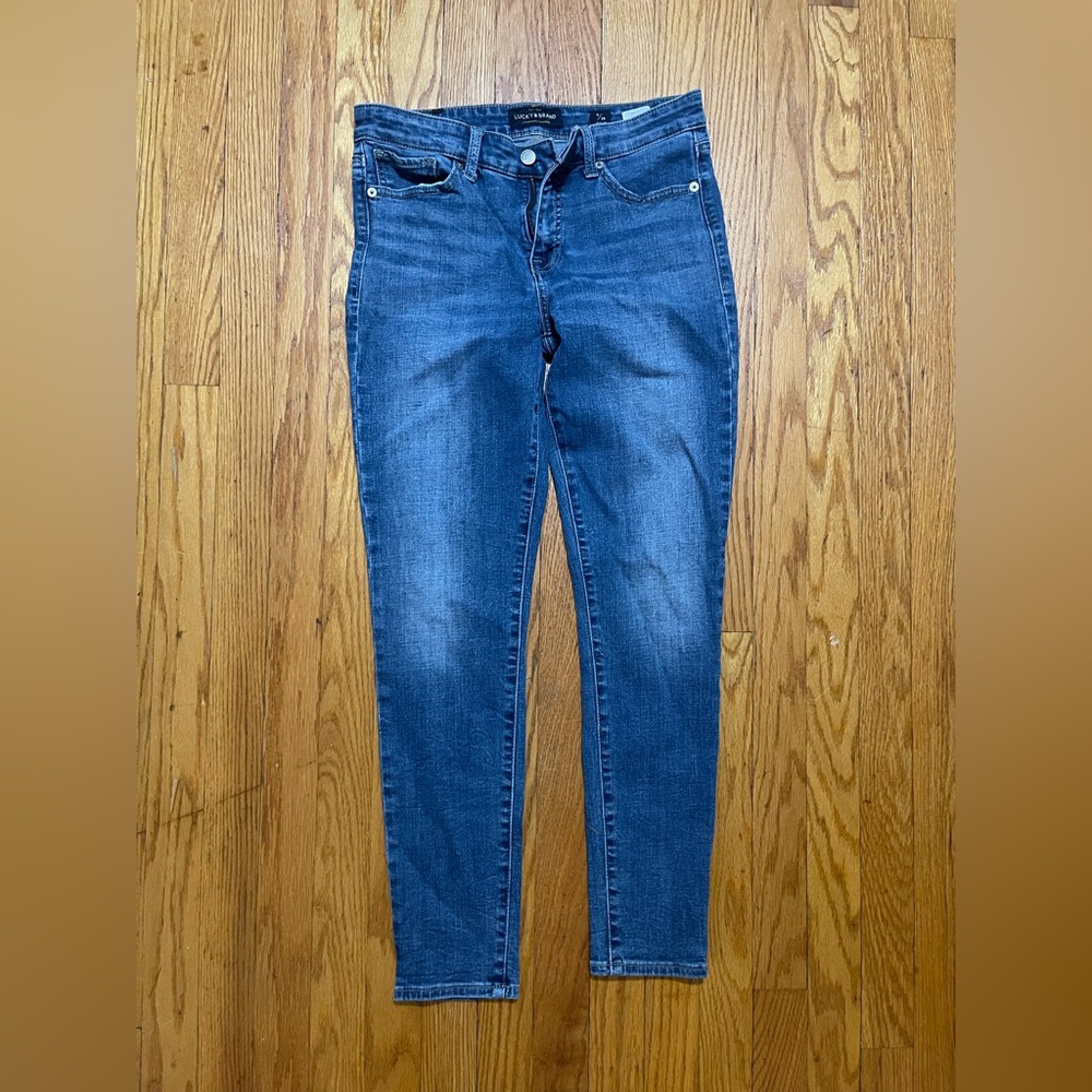 Lucky Brand Ava Skinny Medium Wash Jeans size 6/28
